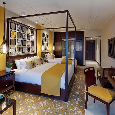 Allegro Hoi An . A Little Luxury Hotel & Spa Экстерьер фото A suite at the Taj Bengal