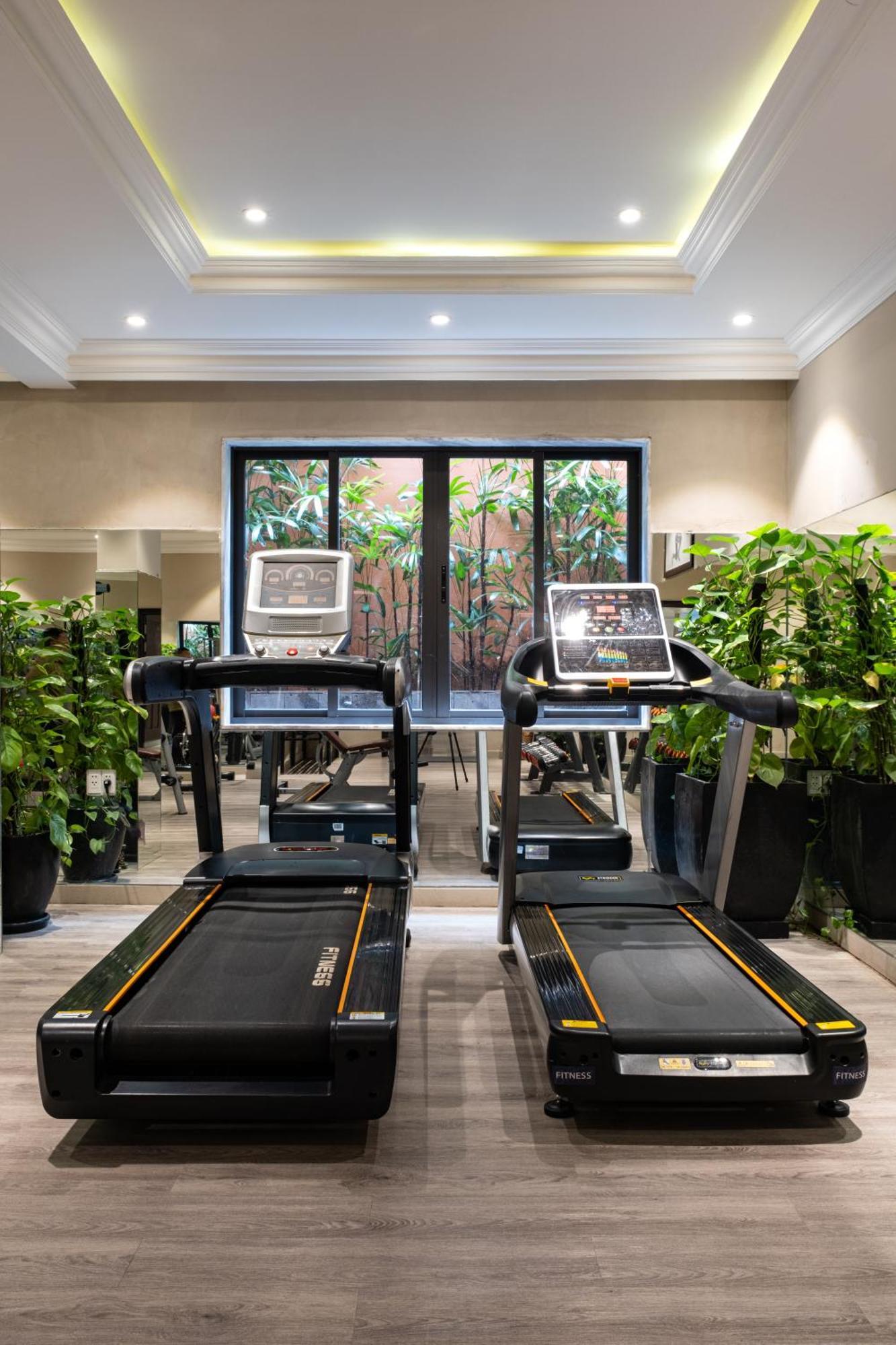 Allegro Hoi An . A Little Luxury Hotel & Spa Экстерьер фото The gym at the Mandarin Oriental, Paris